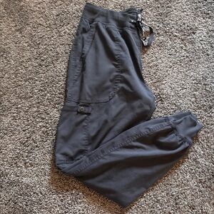 Med Couture Women's jogger scrub pant